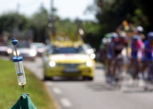 Australian Olympic chief John Coates says the powers of the nation's anti-doping body should be strengthened